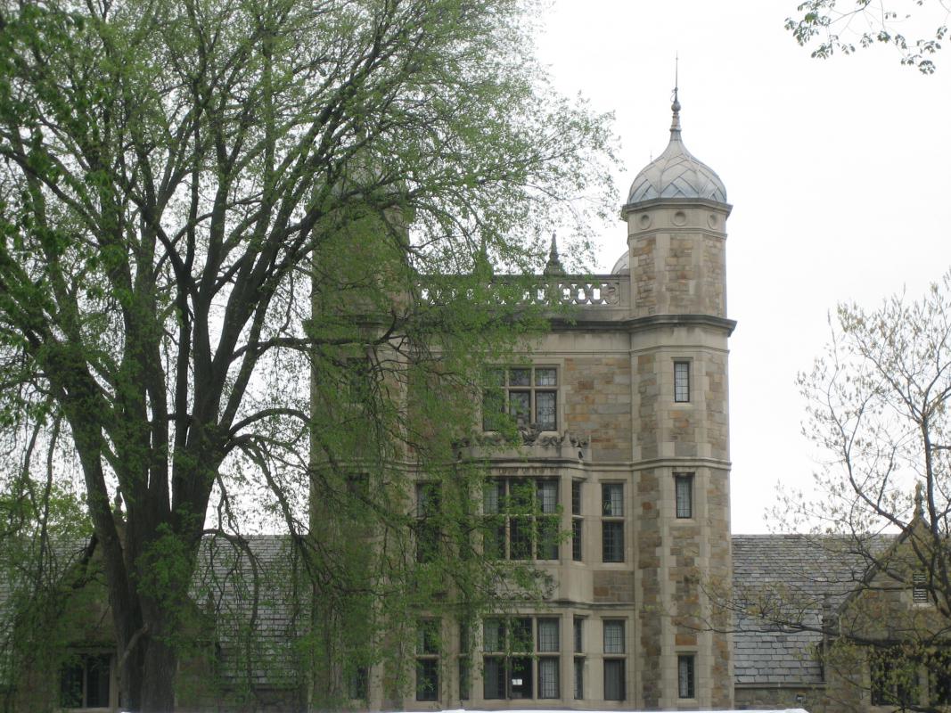 American university campus photo